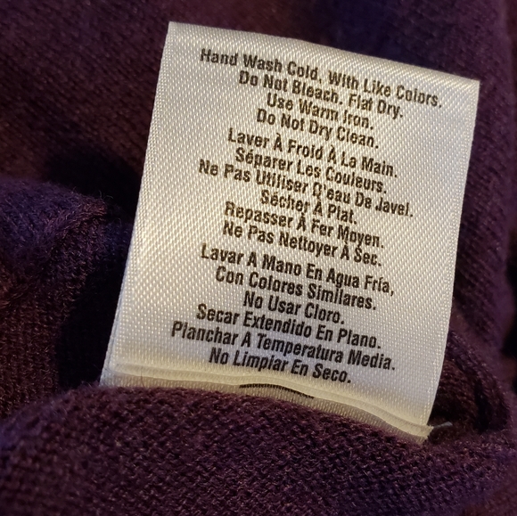 - DKNYC Tunic Sweater - size M - Picture 11 of 14